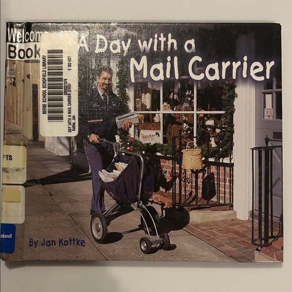 Children's Book Bundle - Picture 4 of 11